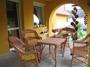 Terrasse vom Einfamilienhaus in Ozora