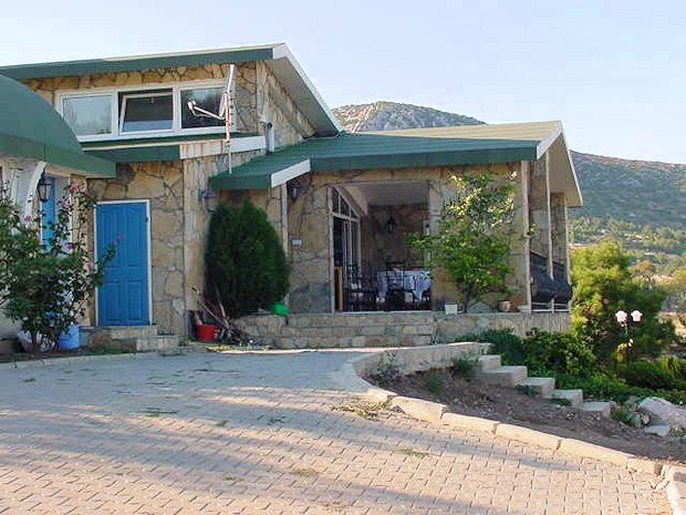 Haus auf der Halbinsel Karaburun mit groem Grundstck