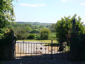 Eingangstor zum Grundstck der Cottage in Irland
