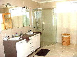 Bad vom Wohnhaus in Croydon