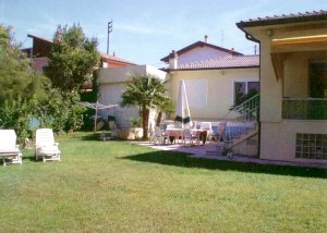 Terrasse der Villa zum Garten