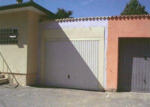 Garage der Villa