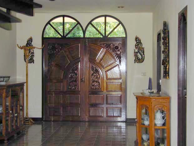 Eingang zur Villa