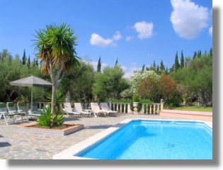 Pool der Villa bei Ronda Sdspanien