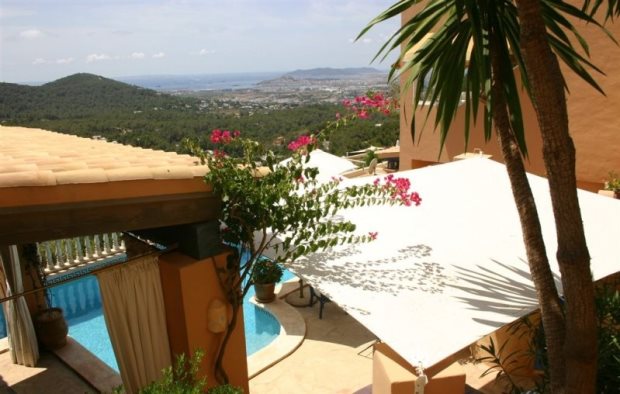 Villa mit Meerblick auf Ibiza