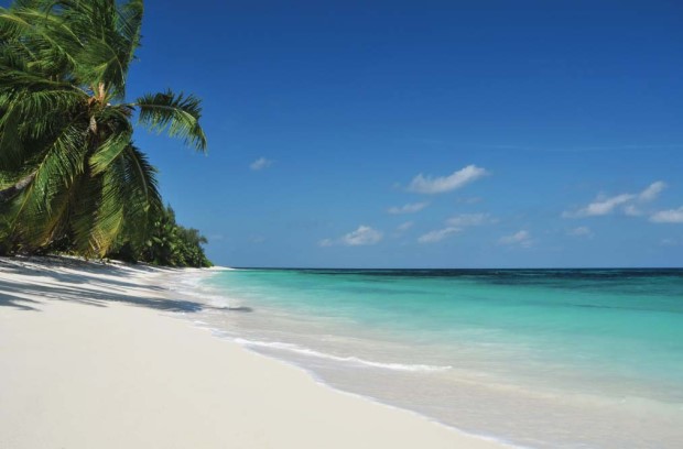 Privatstrand der Luxusvilla auf Desroches Seychellen