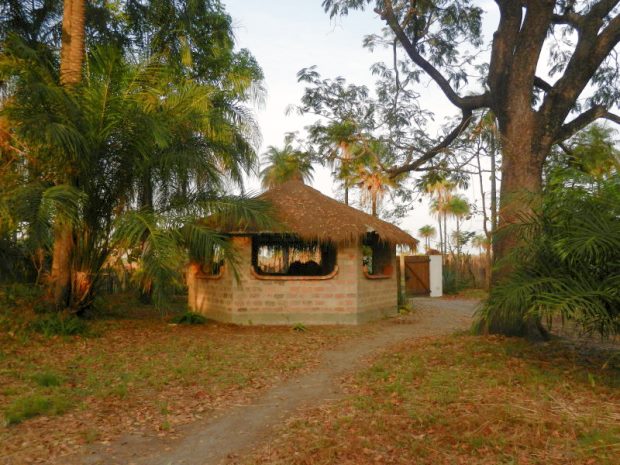 H�uschen am Eingang zum Grundst�ck