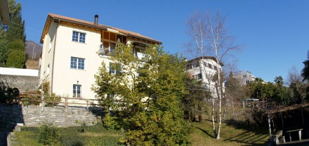 Locarno Villa mit Blick zum See Lago Maggiore