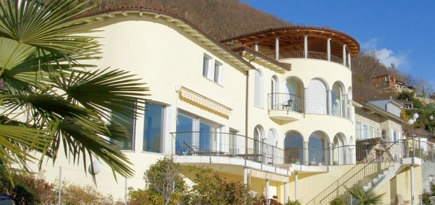 Villa mit Seeblick am Lago Maggiore