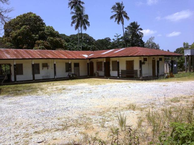 Brogebude der Hhnerfarm auf Sansibar Tansania