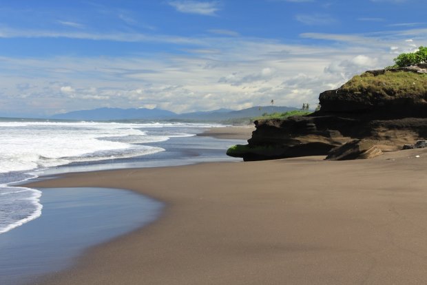 Strand Meer von Tabanan Bali nah der Luxusvilla