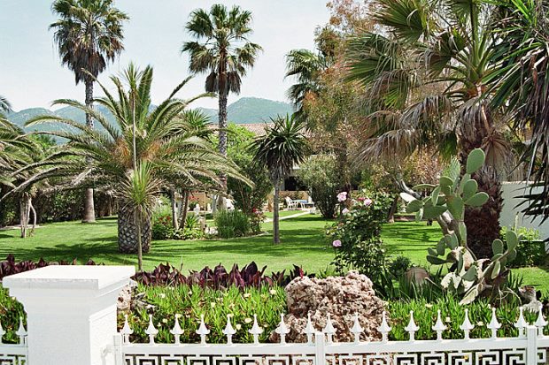 Strandvilla auf Korfu mit groem Garten
