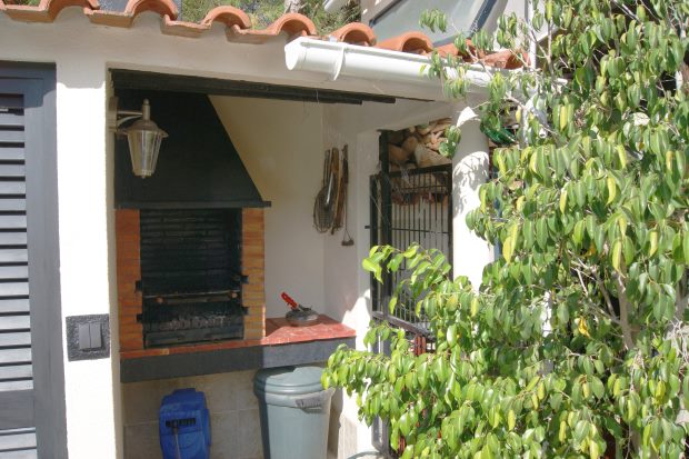 Grillecke der Villa in Cascais Portugal
