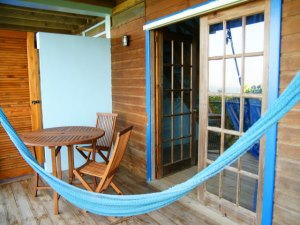 Terrasse am Hotelzimmer mit Blick auf das Meer von Grenada
