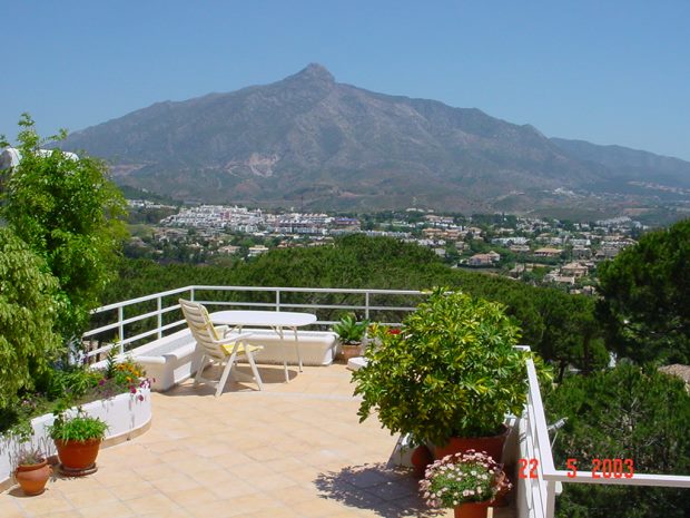 Terrasse der Ferienwohnung bei Marbella