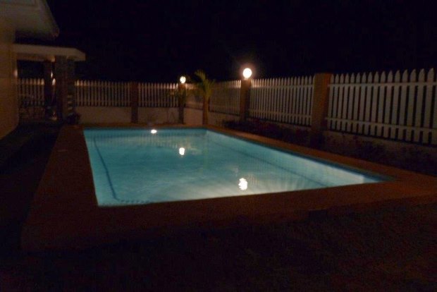 Pool vom Einfamilienhaus