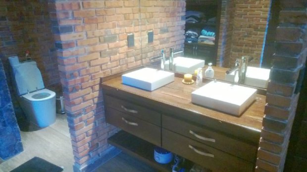 Badezimmer vom Wohnhaus