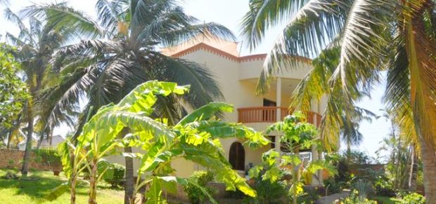 Einfamilienhaus mit Pool in Galu Beach Kenia
