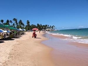 Praia de Guarajuba nah dem Einfamilienhaus