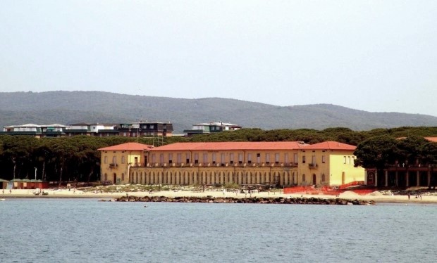Hotel am Meer in der Toskana von Italien