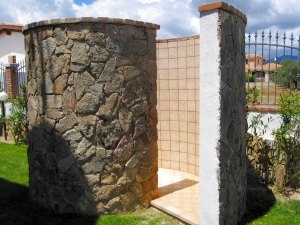 Au�endusche vom Einfamilienhaus