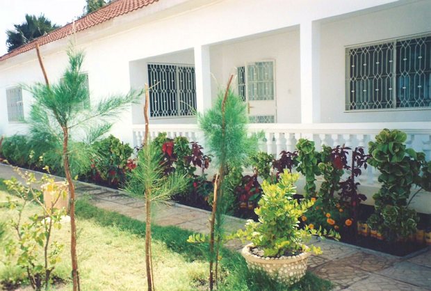 Seitenansicht der Villa