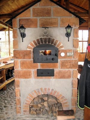 Grillofen der Grillhtte zum Ferienhaus