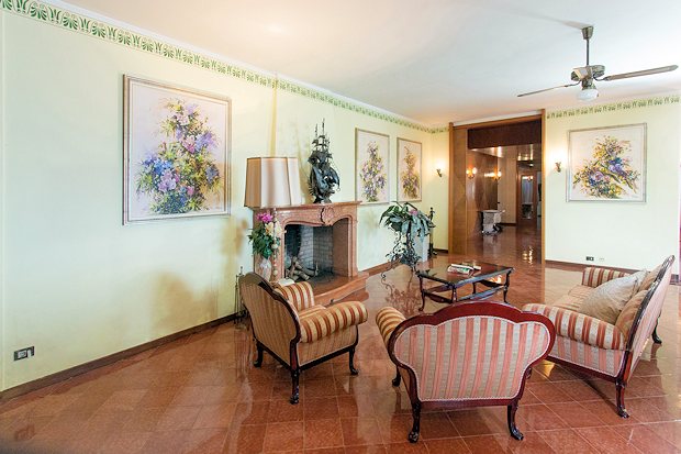 Wohnzimmer der Villa