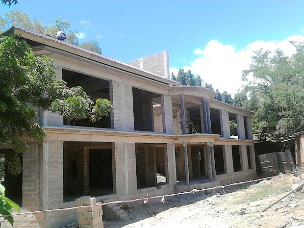 Geschftshaus in Daressalam kurz vor Fertigstellung