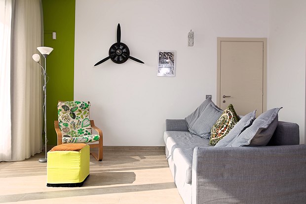 Wohnzimmer im Mehrfamilienhaus