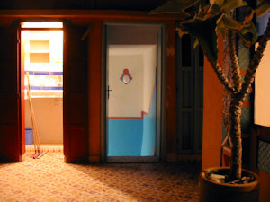 Eingang vom Wohnhaus