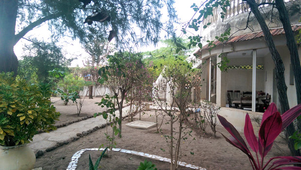 Wohnhaus mit Garten in Warang Senegal Wohnhaus mit Garten in Warang Senegal
