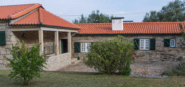 Ferienhaus mit Weinberg in Portugal