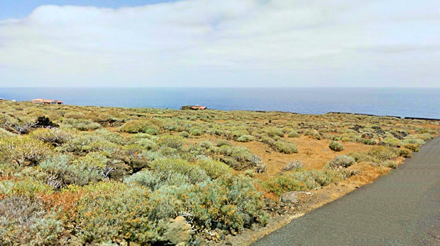 Strae am Baugrundstck