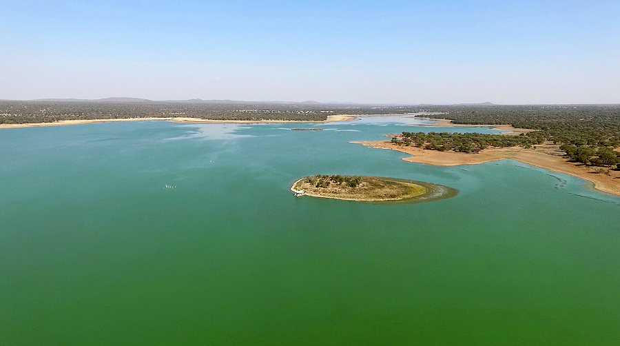 nrdlich des Wildparks der Vaalkop Dam Nature Reserve