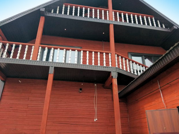 Giebelansicht des Wohnhauses