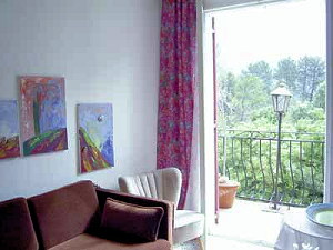 Zimmer vom Ferienhaus mit Balkon
