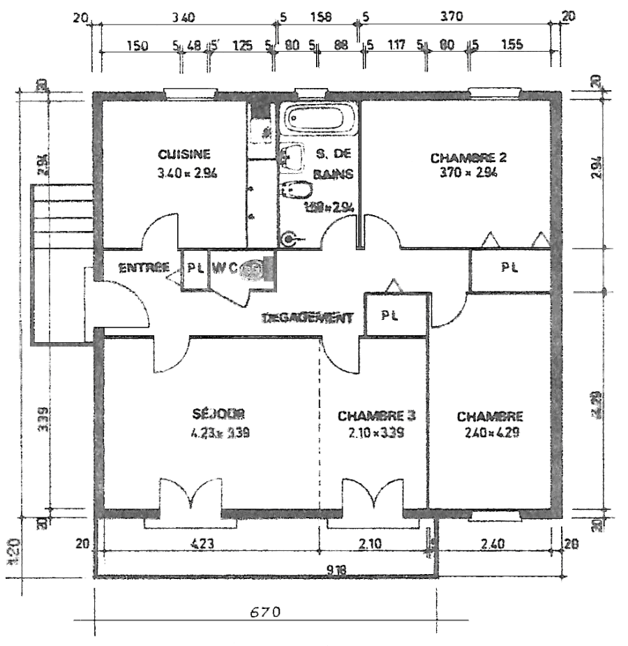 Obergeschoss vom Wohnhaus im Feriendomizil in Südfrankreich Obergeschoss vom Wohnhaus im Feriendomizil in Südfrankreich