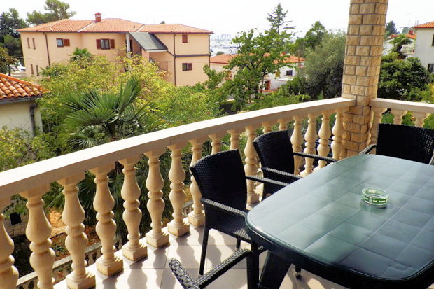 Balkon eines Apartments