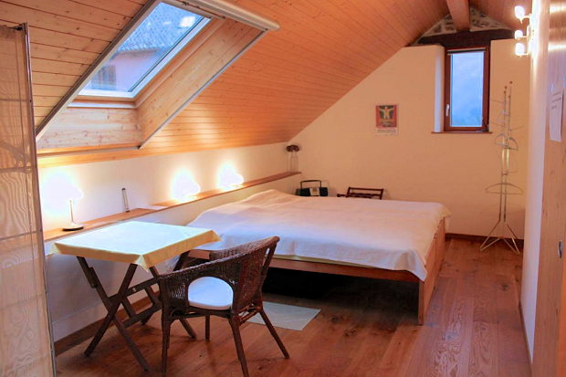 Zimmer im kleinen Landhaus