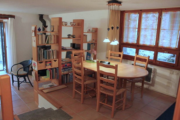 Landhaus in den Bergen der Schweiz