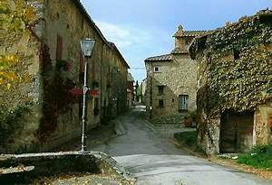 Rosennano ein idyllisches Dorf der Toskana