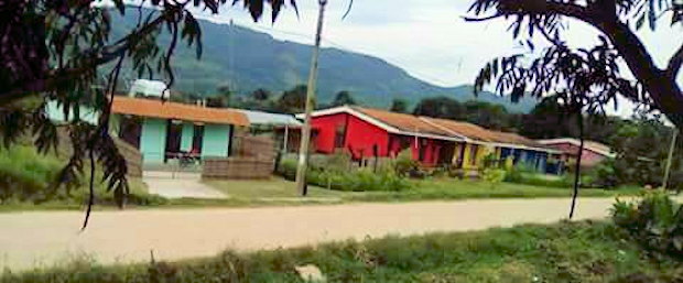 Ferienhaus mit kleinem Grundstck in Moyobamba Peru zum Kaufen