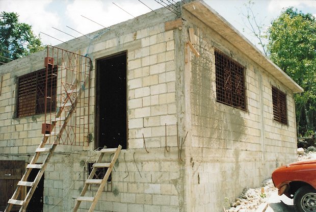 Wohnhaus zum Ausbau in Jamaika zum Kaufen