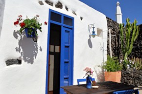 Ausgang zum Garten des Apartments auf Lanzarote