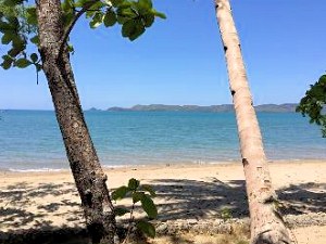 Strand der Ferienanlage