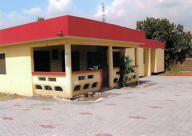 Wohnhaus mit Garage in Adenta Accra zum Kaufen