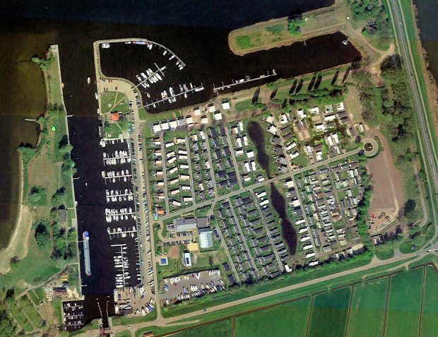 Wohnhaus im Ferienpark Droompark Bad Hulckesteijn Niederlande kaufen