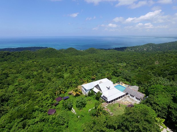 Wohnhaus mit Meerblick in Bluefields Jamaika