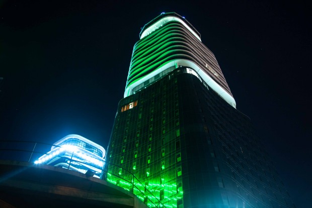 King David Tower in Tbilisi mit Wohnungen Eigentumswohnungen Bros und Studios